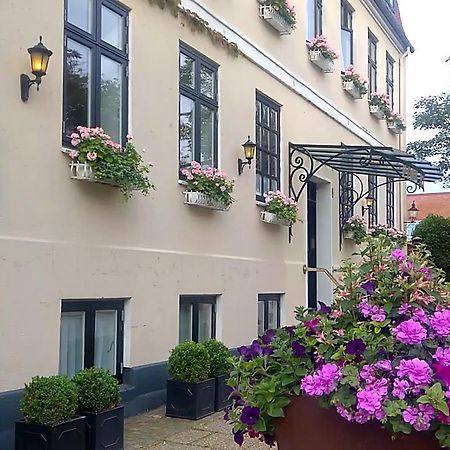 Park Hotel & Vinbar Frederikshavn Ngoại thất bức ảnh