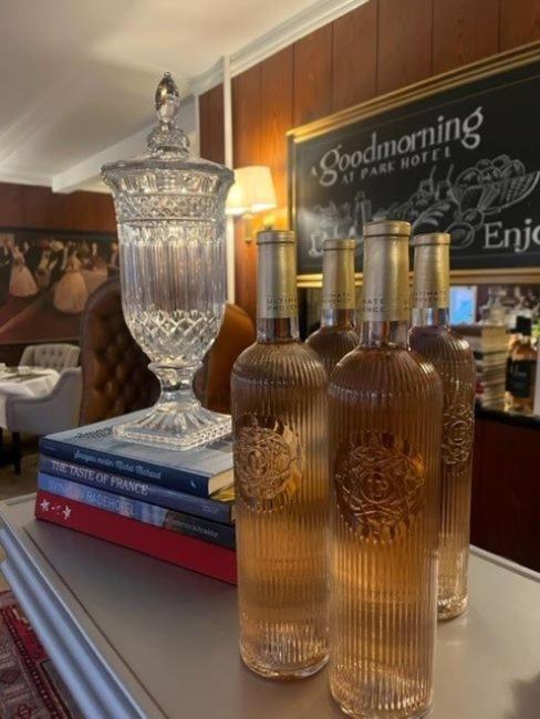 Park Hotel & Vinbar Frederikshavn Ngoại thất bức ảnh